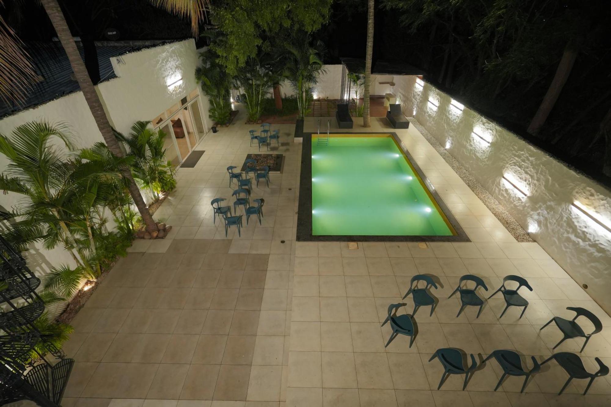 Отель Happy Retreats - Kai Chik Ballapur Экстерьер фото