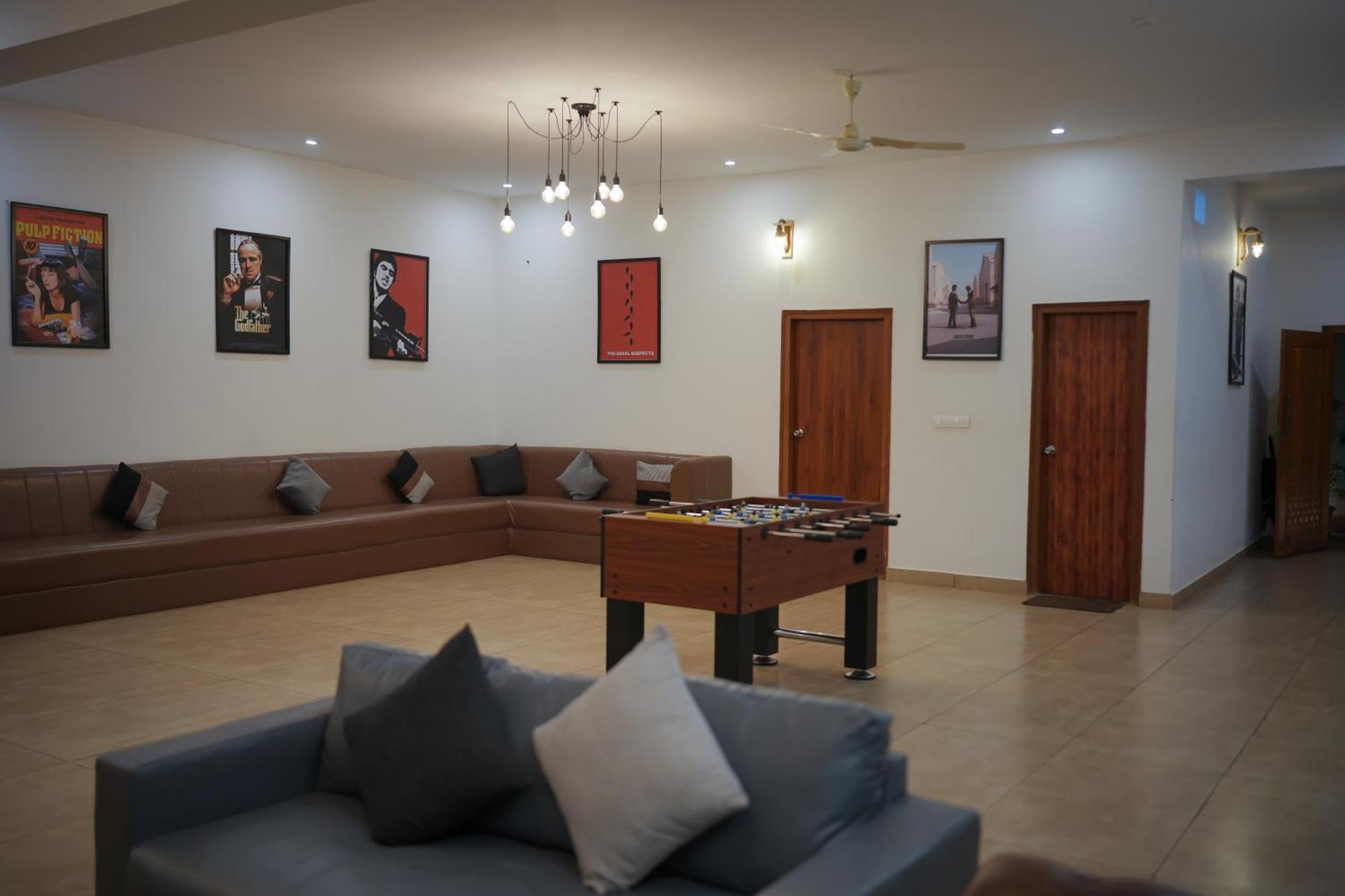 Отель Happy Retreats - Kai Chik Ballapur Экстерьер фото